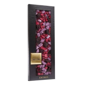 ChocoMe Luksus M�rk Chokolade med Fryset�rret Bl�b�ryoughurt, Hindb�r & Solb�r 110g